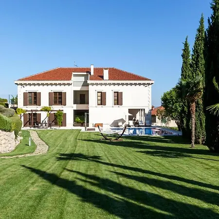 Exclusive Marnano - Center