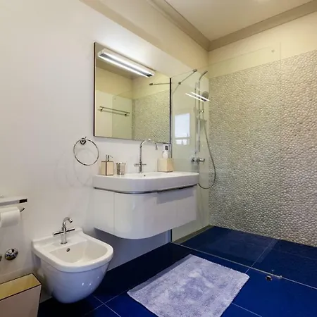 Exclusive Marnano - Center