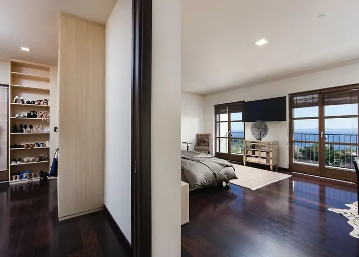 Exclusive Marnano - Center * Split